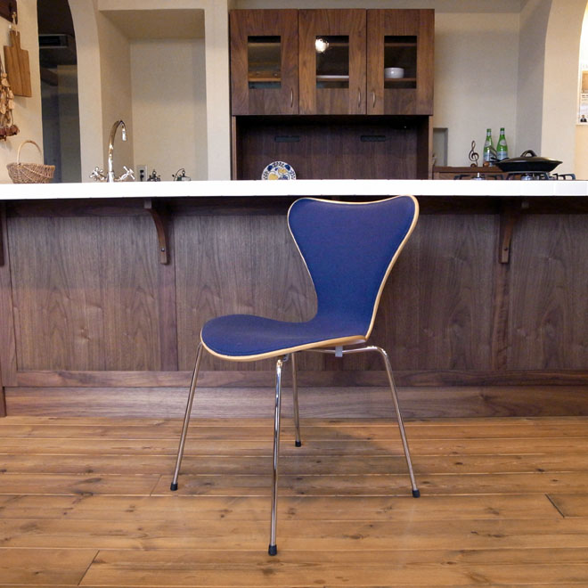 Arne Jacobsen / アルネ・ヤコブセン　セブンチェア　3107　フリッツ・ハンセン 北欧ビンテージ家具 メイン画像