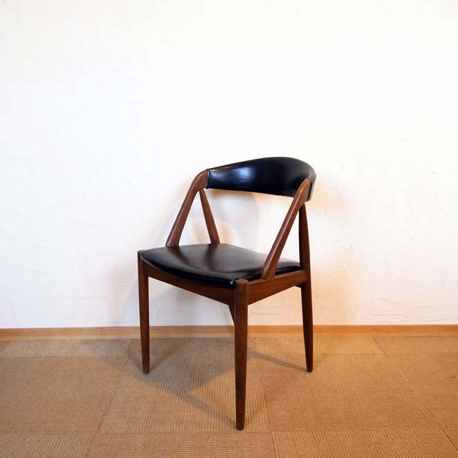 カイ・クリスチャンセンのダイニングチェア | 北欧家具のプリミティブ
