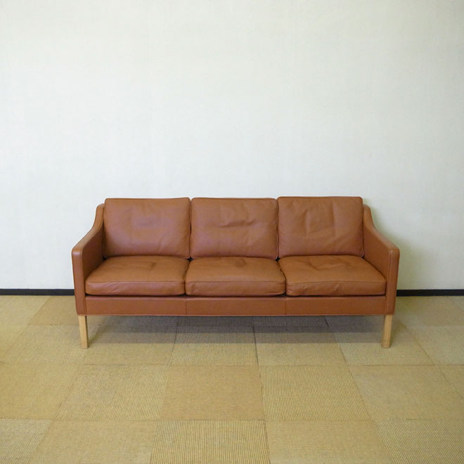 ボーエ・モーエンセン 2423ソファ | 北欧ビンテージ家具 北欧ソファ