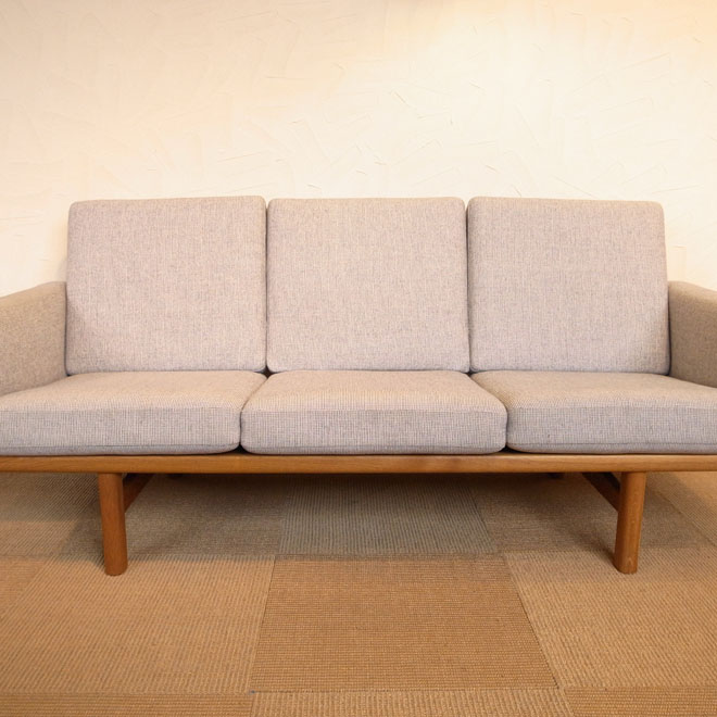 Hans ・J ・ Wegner/ハンス・J・ウェグナー　GE235 ソファ  GETAMA メイン画像