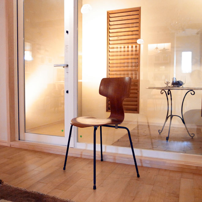 Arne Jacobsen / アルネ・ヤコブセン 　ハンマーチェア  3103 メイン画像