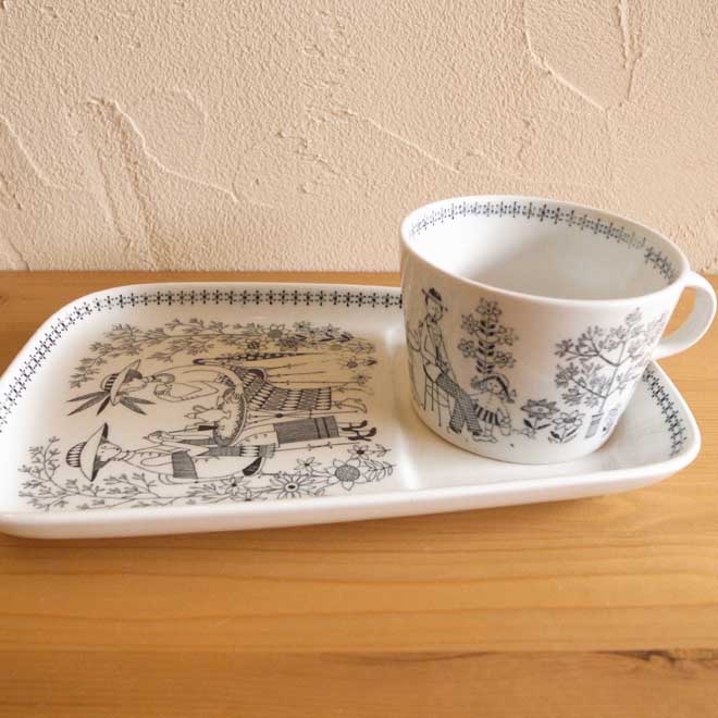 Raija Uosikkinen/ライヤ・ウオシッキネン　エミリア　TVセット　(スナックセット) メイン画像