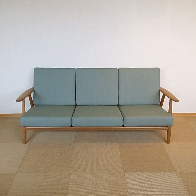 Hans・J・Wegner/ハンス・J・ウェグナー GE240　ソファ GETAMA メイン画像