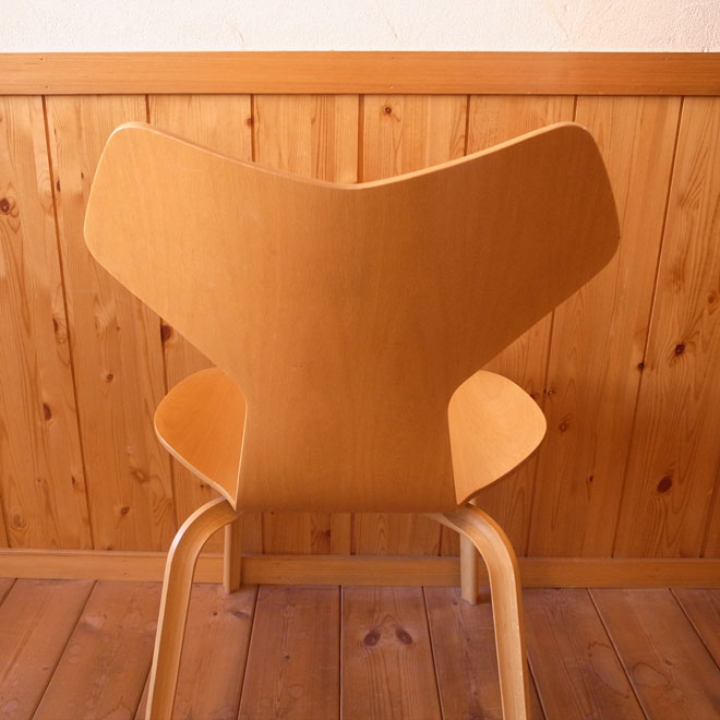 Arne Jacobsen / アルネ・ヤコブセン フリッツ・ハンセン 3130グランプリチェア 【ビーチ】 北欧ビンテージ家具 サブ画像3