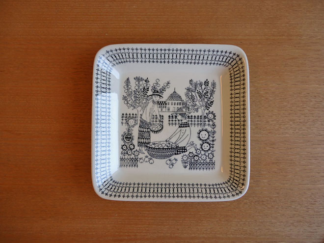 Raija Uosikkinen / ライヤ・ウオシッキネン ARABIA  スクエアプレート【18ｃｍ×18ｃｍ】 サブ画像3