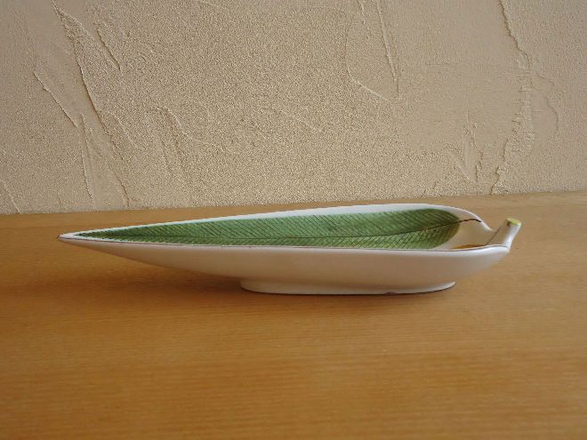 スティッグ・リンドベリ ファイアンスリーフプレート | 北欧雑貨の