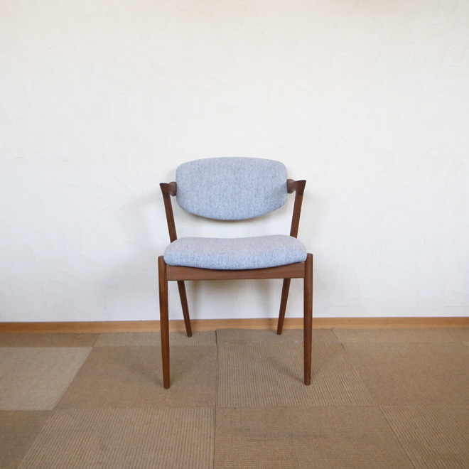 カイクリスチャンセン　No42 廃盤　希少　チーク材　ランクC UD15254｜NO42ダイニング肘付チェア（チーク）Kai Kristiansen/カイ