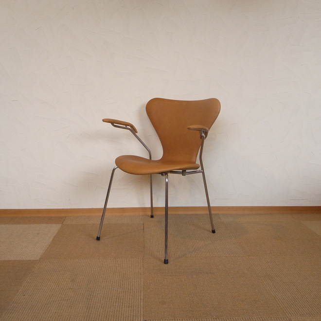 Arne Jacobsen / アルネ・ヤコブセン フリッツ・ハンセン 3207 セブンチェア 北欧ビンテージ家具 メイン画像