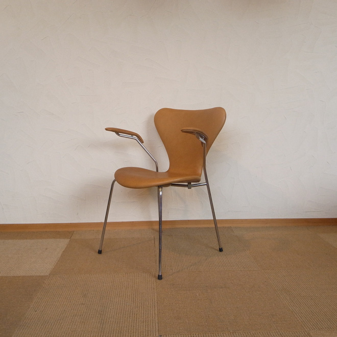 Arne Jacobsen / アルネ・ヤコブセン フリッツ・ハンセン 3207 セブンチェア 北欧ビンテージ家具 メイン画像
