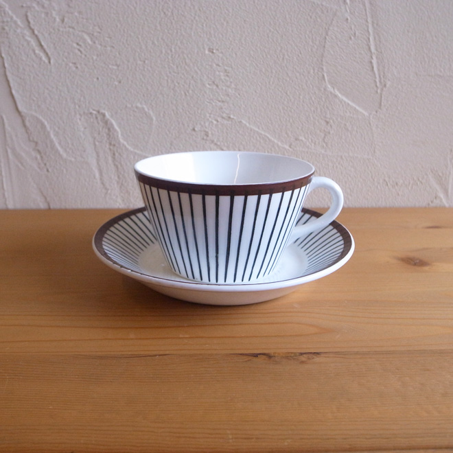 Stig Lindberg / スティッグ・リンドベリ グスタフスベリ Spisa Ribb / スピサリブ ティーカップ＆ソーサー メイン画像