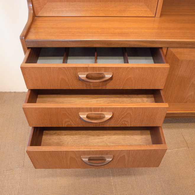 E.GOMME G-PLAN　キャビネット付サイドボード 北欧ビンテージ家具 サブ画像5