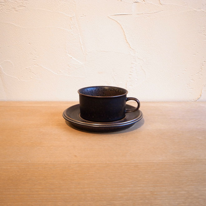 Ulla Procope / ウラ・プロコッペ ARABIA Ruska / ルスカ ティーカップ＆ソーサー メイン画像