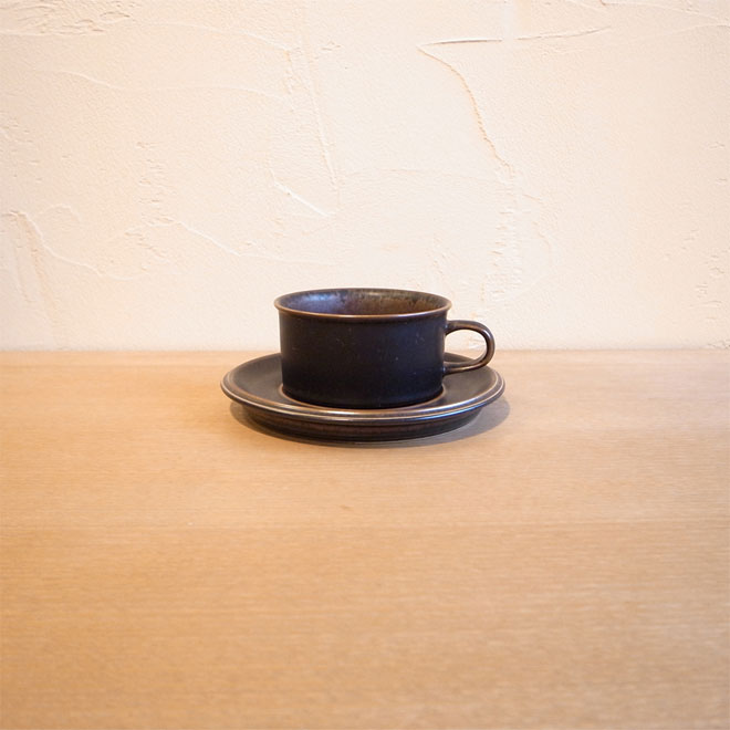 Ulla Procope / ウラ・プロコッペ ARABIA Ruska / ルスカ ティーカップ＆ソーサー メイン画像