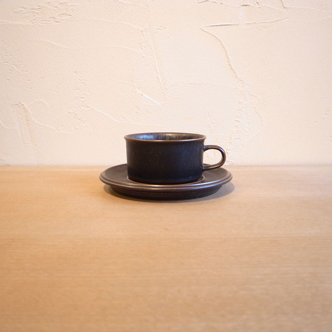 Ulla Procope / ウラ・プロコッペ ARABIA Ruska / ルスカ ティーカップ＆ソーサー メイン画像