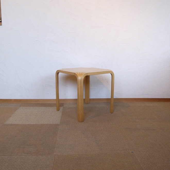 Alvar Aalto / アルヴァ・アアルト X601 スツール【アッシュ】 北欧ビンテージ家具 メイン画像